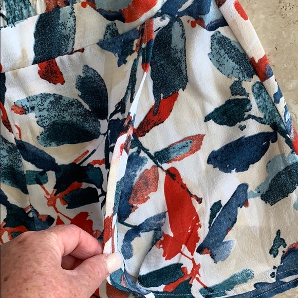 NWOT-Oxford Sunday shorts - Picture 5 of 8